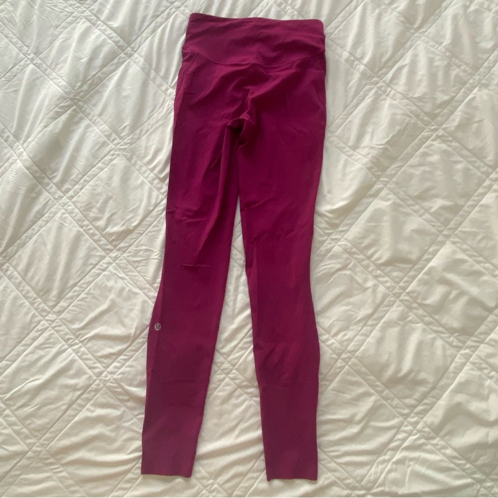Lululemon Base Pace High-Rise Tight 28”